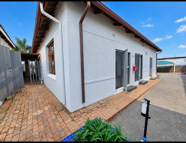 M² INVESTMENT FOR SALE IN PRIMROSE